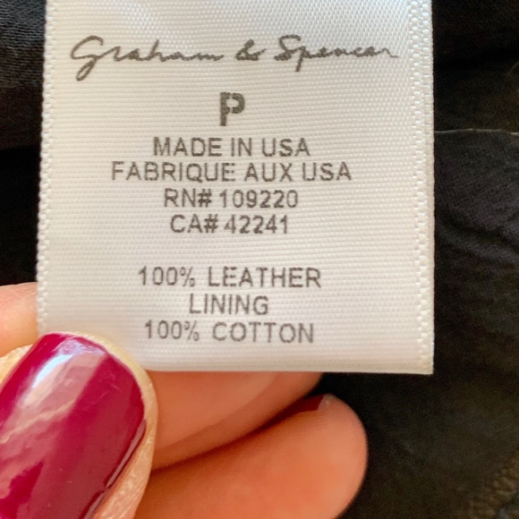 GRAHAM &SPENCER vest - Picture 6 of 7